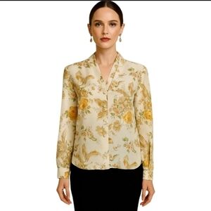 Floral Print Women's Top. Size M.